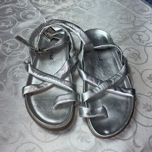 Matisse Harley Ankle strap sandals size 6M worn